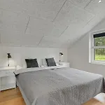 Three-bedroom In * ブラーバンド