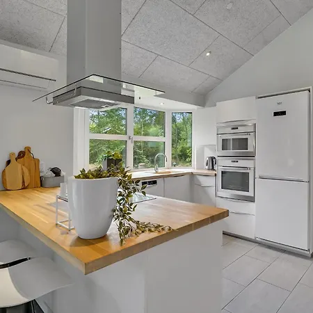 Awesome Home In Blavand With Sauna Semesterbostad