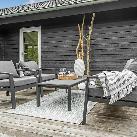 Awesome Home In Blavand With Sauna * Blåvand