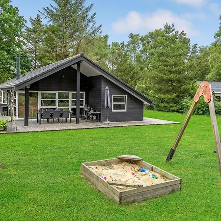 Awesome Home In Blavand With Sauna Semesterbostad *